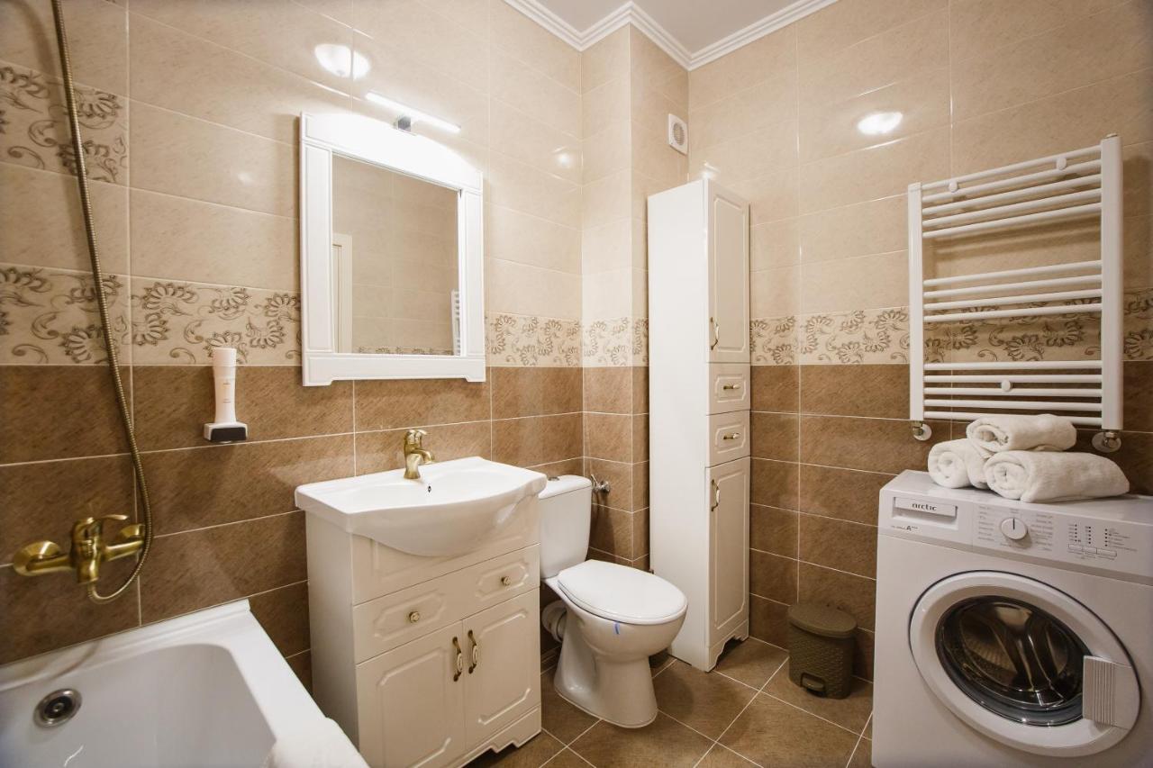 Bright & Elegant Central Apartment أرادايا المظهر الخارجي الصورة