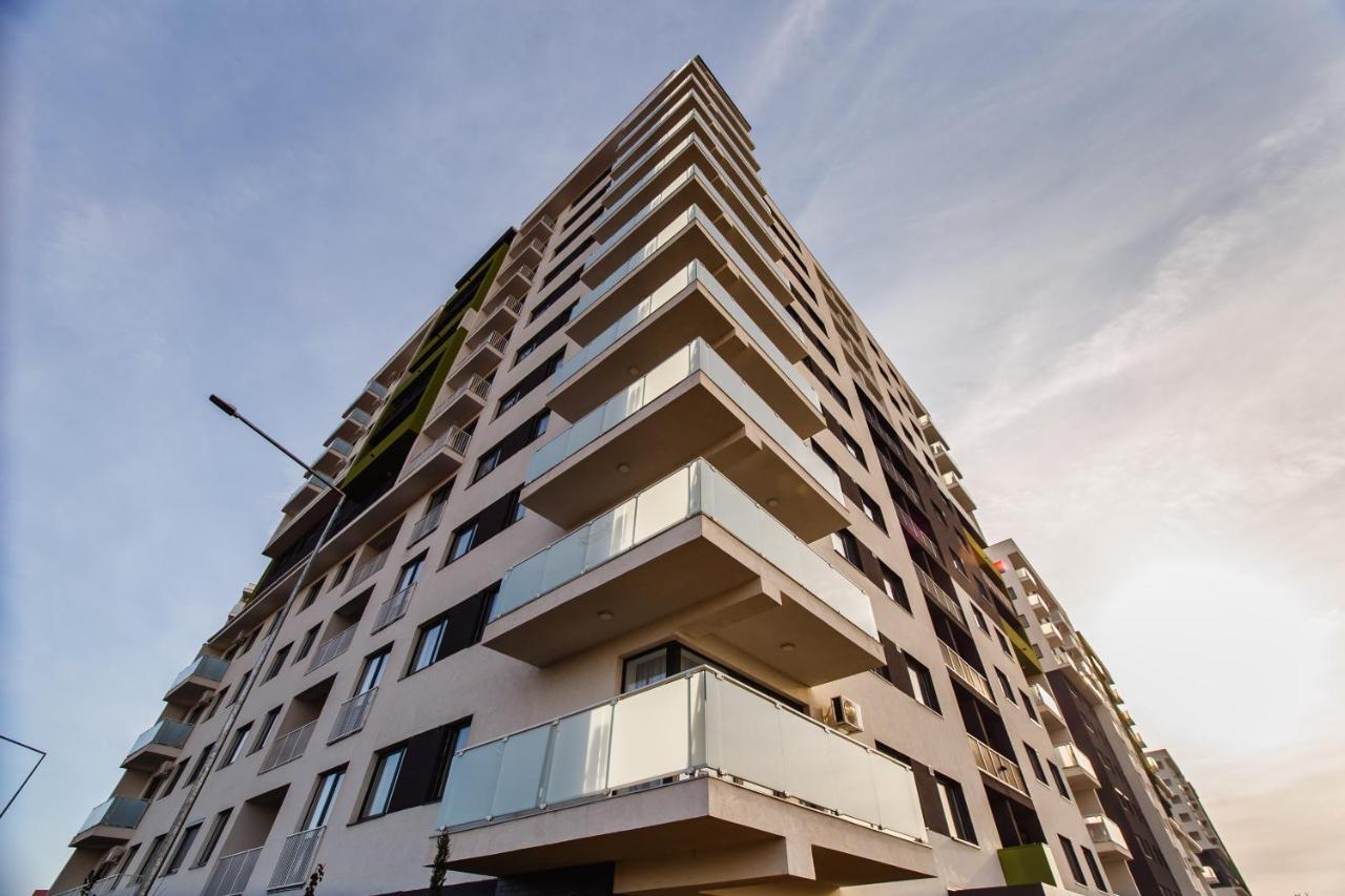 Bright & Elegant Central Apartment أرادايا المظهر الخارجي الصورة