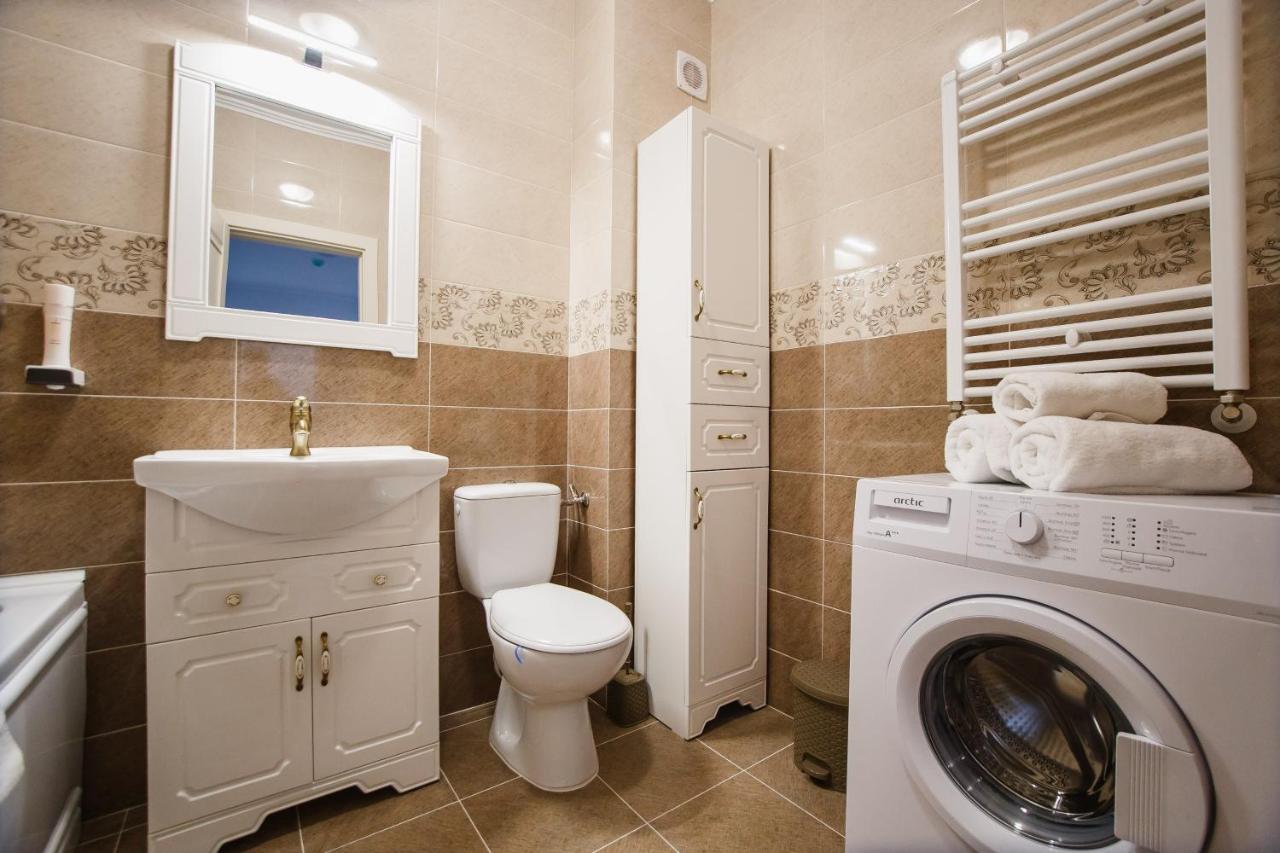 Bright & Elegant Central Apartment أرادايا المظهر الخارجي الصورة